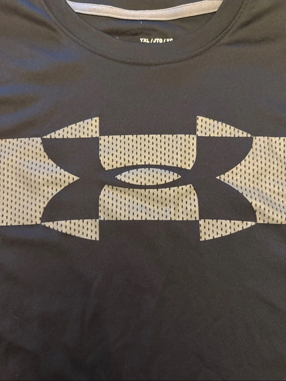 Under Armour Black Short-Sleeve Performance Tee with Gray Panels